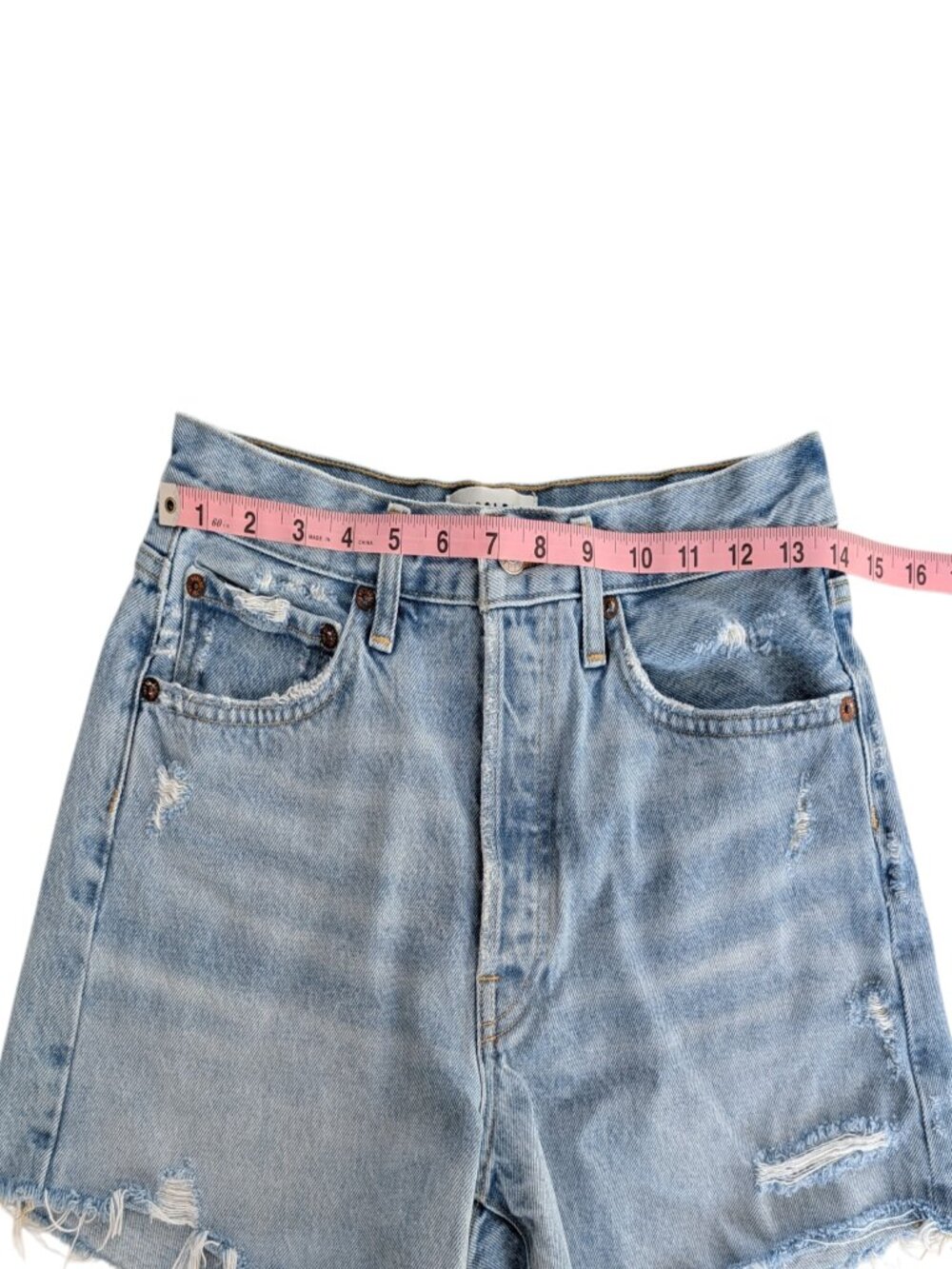 AGOLDE Parker Long Loose Fit Cutoff Denim Shorts - Swapmeet, Size 26 - Picture 8 of 9